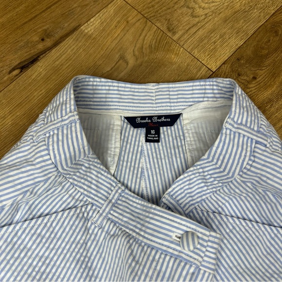 Brooks Brothers seersucker shorts - Girls Size 16 - Picture 4 of 6